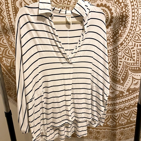 Free People White and Blue striped top size small - Picture 1 of 4
